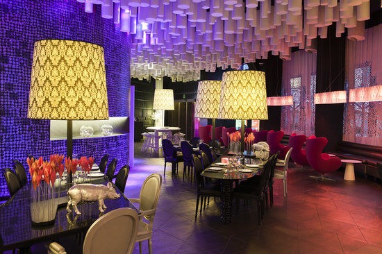 B-Lounge